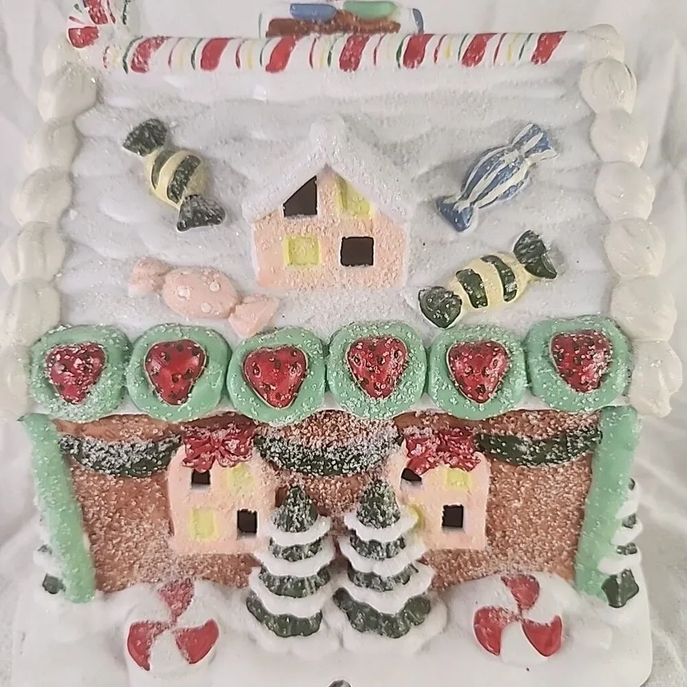 House Mervyn's Gingerbread Ceramic Lighted 9
